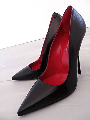 MADE IN ITALY 1969 MADE IN ITALY ALL LEATHER HIGH HEELS Z62 ANOUK STYLE STILETTO PUMPS BLACK