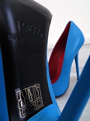 MADE IN ITALY 1969 MADE IN ITALY ALL LEATHER HIGH HEELS T94 ANOUK STYLE STILETTO PUMPS BLUE