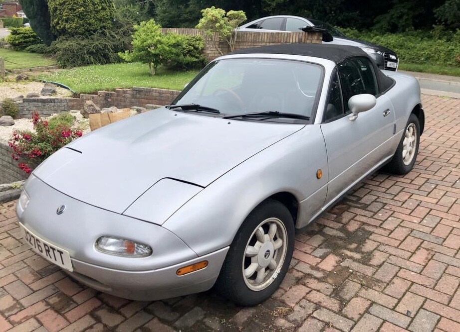 Mazda eunos roadster