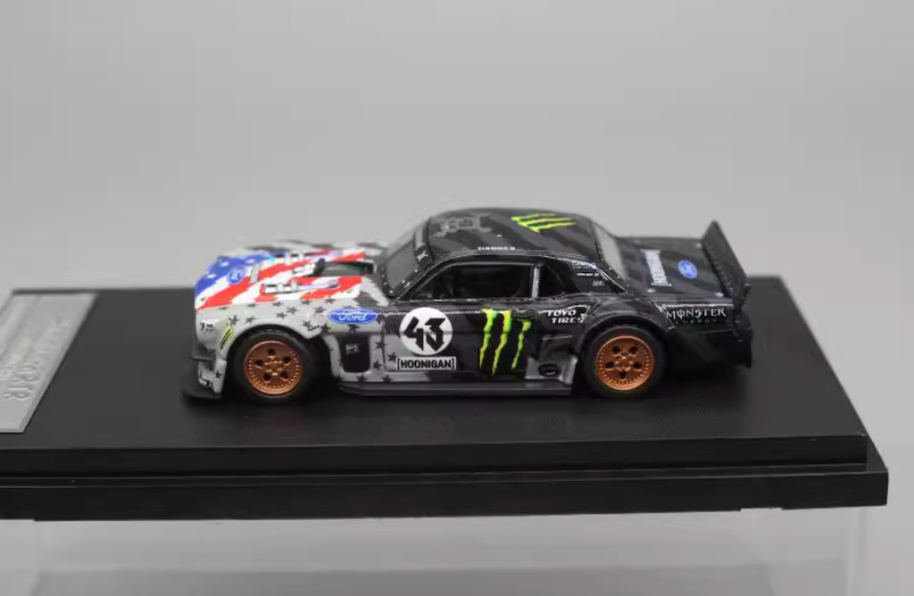 ミニカー 801-103 SW 1/64 Mustang Hoonicorn Amazon.com: Generic SW 1:64 for 1965 Fd Mustang Hoonicorn