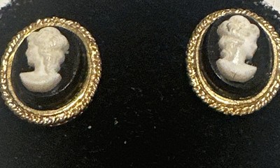 Vintage Gold Plated Small Camafeo Earrings