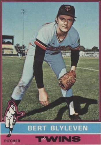 1976 Topps - Bert Blyleven #235