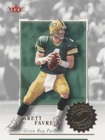 2001 Fleer Authority Brett Favre #11