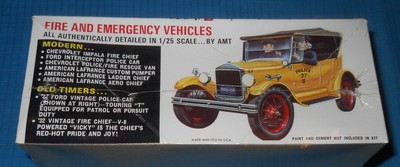 AMT Vintage Fire Chief Car-1932 Ford T-177 FS Box 1/25 Kit-Model Car Swap Meet