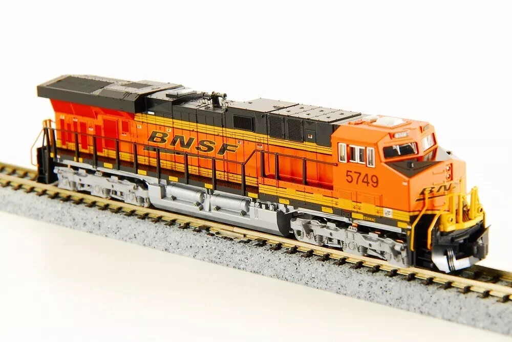 KATO カトー　USA GE ES44AC BNSF KATO N Scale 1768953 | GE ES44AC | BNSF 
