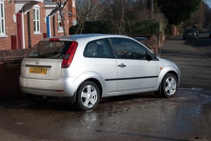 Value of 2003 ford fiesta zetec