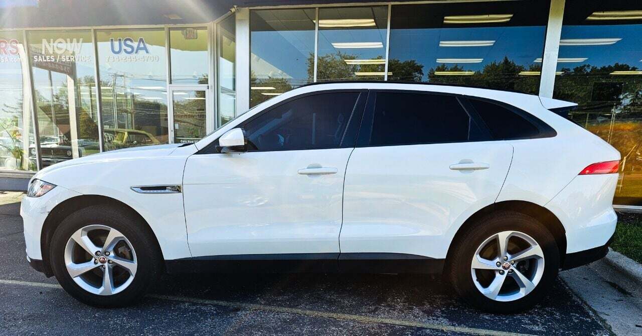 Owner 2018 Jaguar F-PACE 25t Premium AWD 4dr SUV