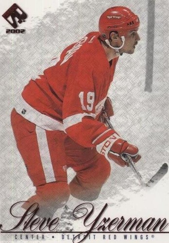 2001-02 Pacific Private Stock - Steve Yzerman #38