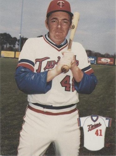 1983 BRF Minnesota Twins - Tom Kelly #26