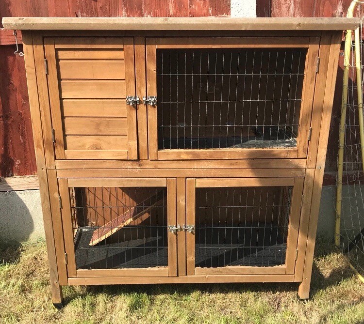 outdoor rabbit hutch in basildon, essex gumtree