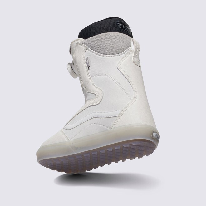Pre-owned Vans Encore Og Mte Snowboard Boots - White (vn0a3tfpwww)