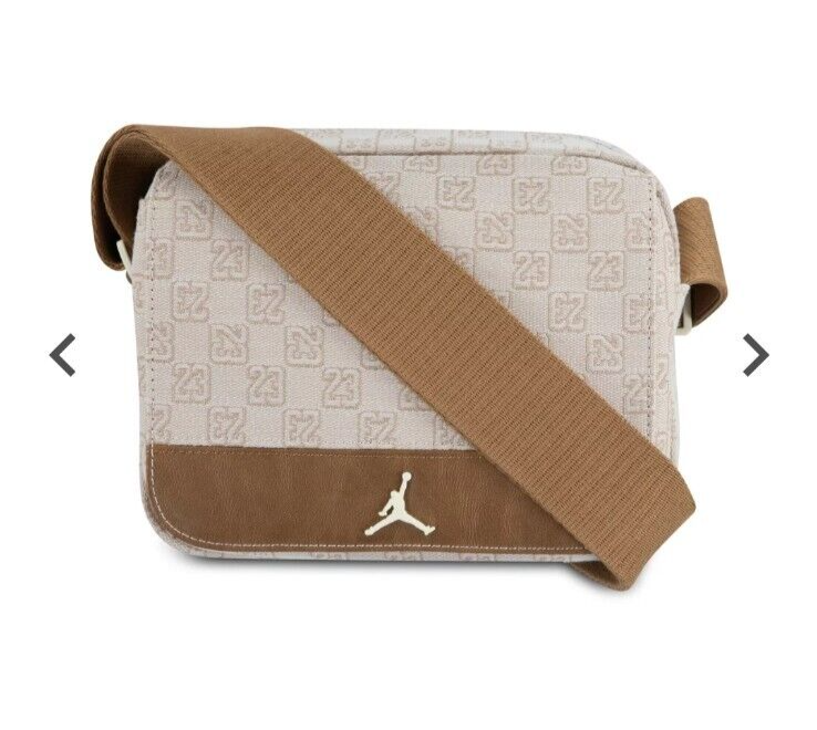 【美品】JORDAN BRAND MONOGRAM BOSTON Jordan Monogram Duffle Bag 25L Jacquard Luggage Travel