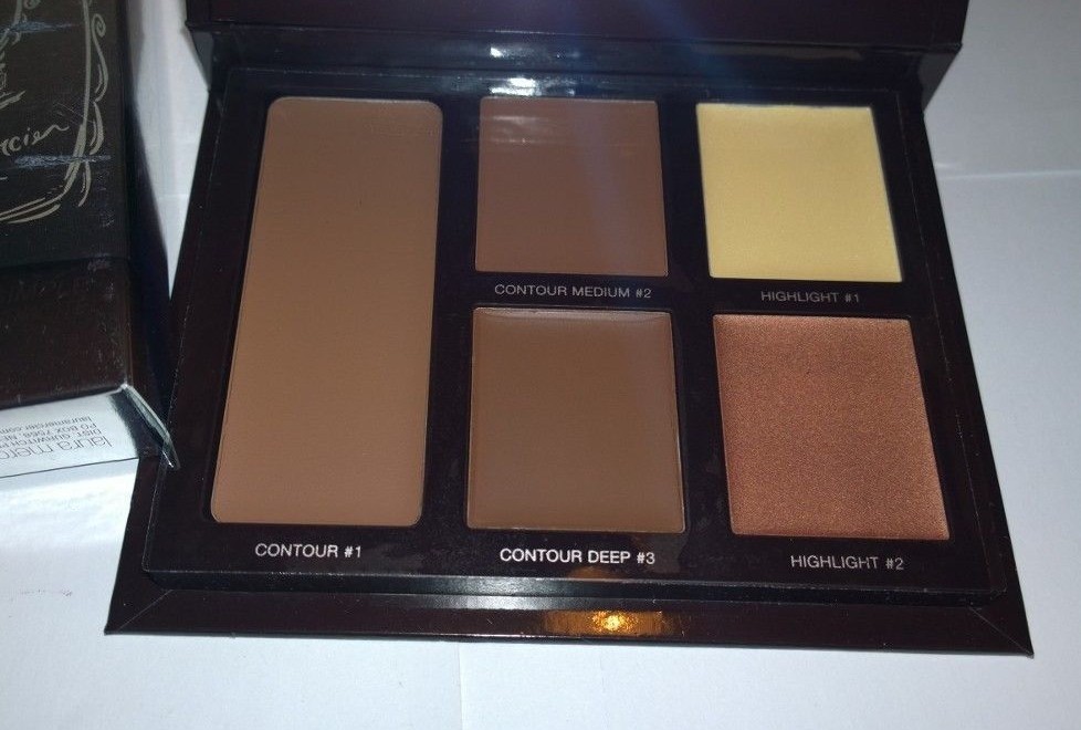 Laura Mercier Flawless Contouring Palette - The Art Made Simple - New in Box