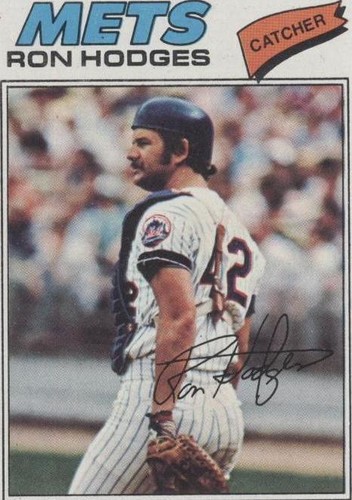 1977 Topps - Ron Hodges #329