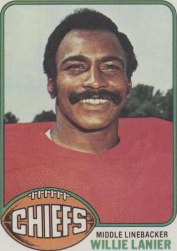 1976 Topps Willie Lanier #24