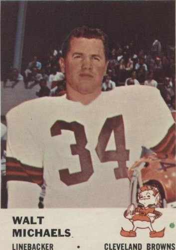 1961 Fleer Walt Michaels #18