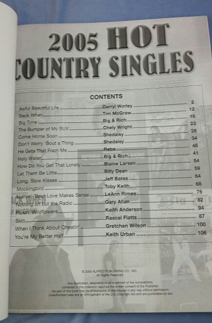 2005 HOT COUNTRY SINGLES Sheet Music Song Book 0757940633 Reba Rascal Flatts
