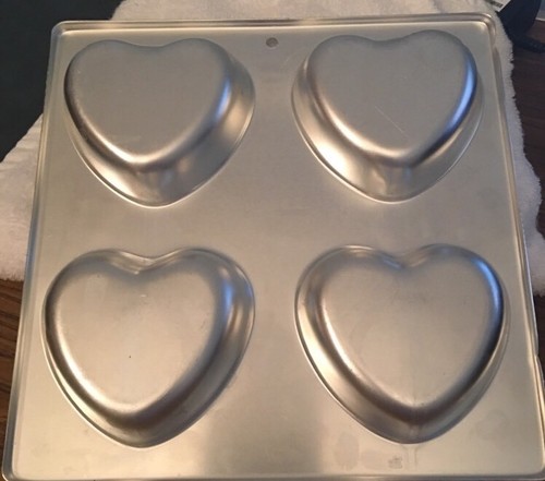 1990 Wilton 4 In 1 Heart Shape Cake Pan