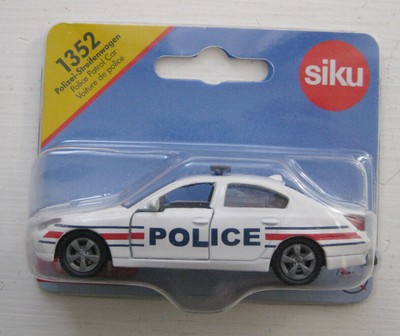 Siku 1352 BMW 545 i Police France Frankreich Polizei Streifenwagen 1045