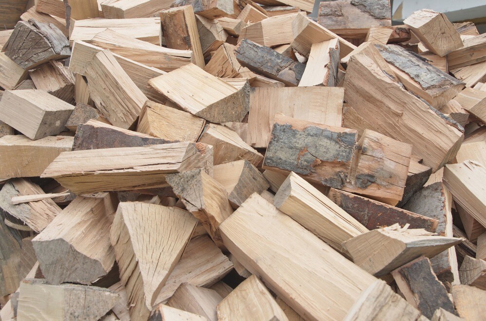Quality Seasoned ASH firewood logs 1.1 cube Approx. in
