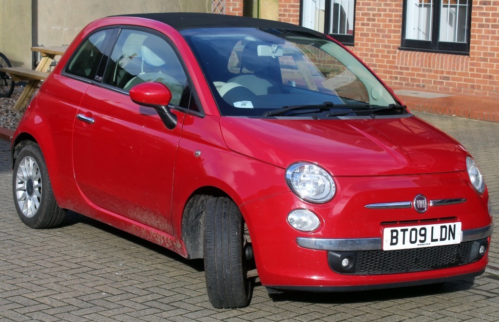 Red Fiat 500C Convertible '09, 48,000 miles w/AC, alloys and parking sensors in Brighton, East