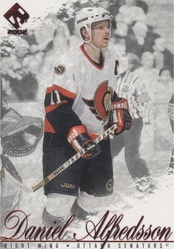2001-02 Pacific Private Stock - Daniel Alfredsson #66