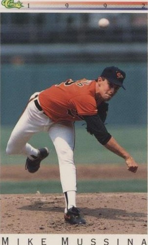 1992 Classic Update White Travel Edition - Mike Mussina #T67
