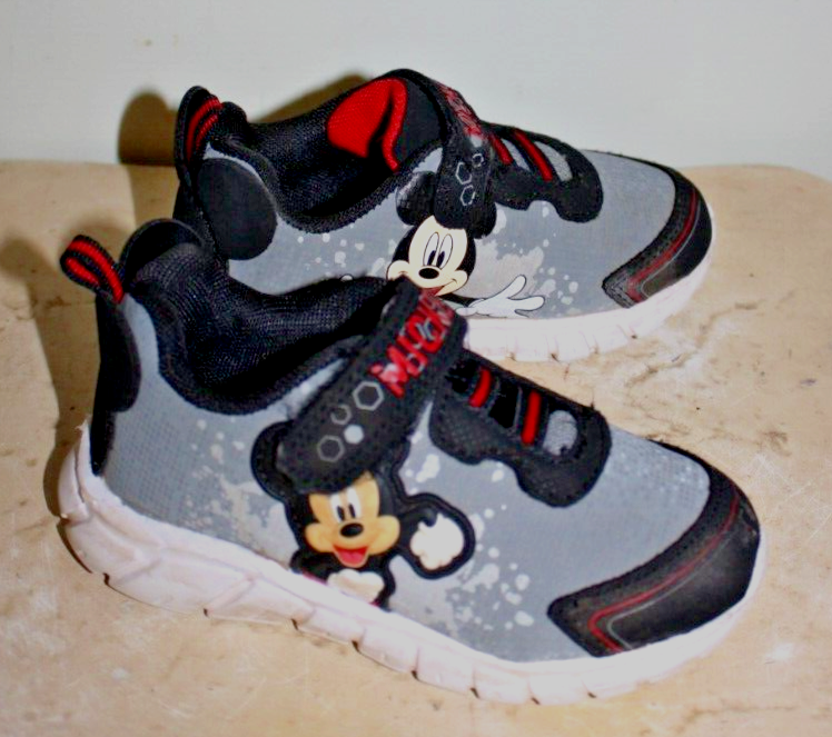 Disney Mickey Mouse Toddler Kid's size 7 Shoes Gray Red Low