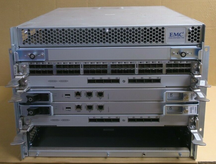 Brocade EMC DCX 8510-4 Backbone SAN Switch 100-652-849 1x