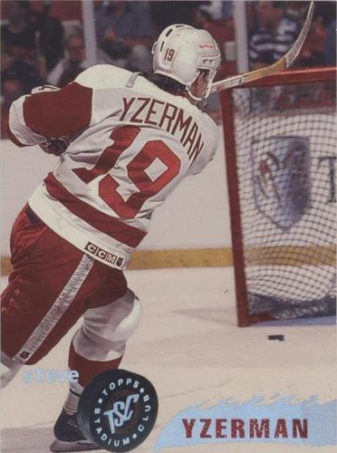 1995-96 Topps Stadium Club - Steve Yzerman #20