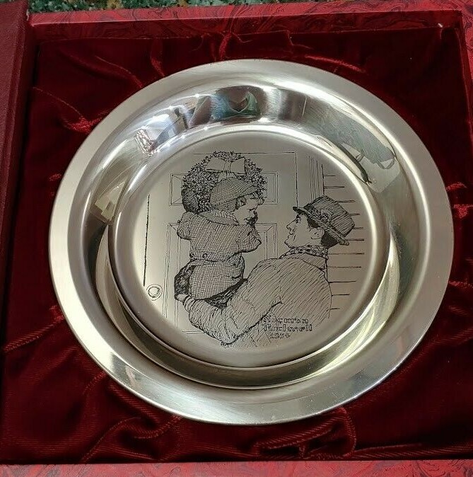 1974 STERLING SILVER NORMAN ROCKWELL "HANGING THE WREATH" FRANKLIN MINT