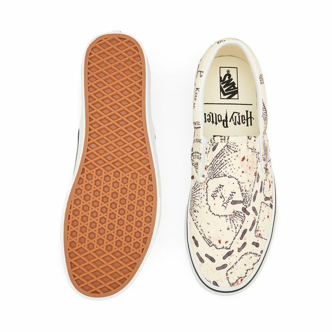 Pre-owned Vans Limited Edition Harry Potter Marauders Map Classic Slip On Vn0a4bv3v3c In White & Beige