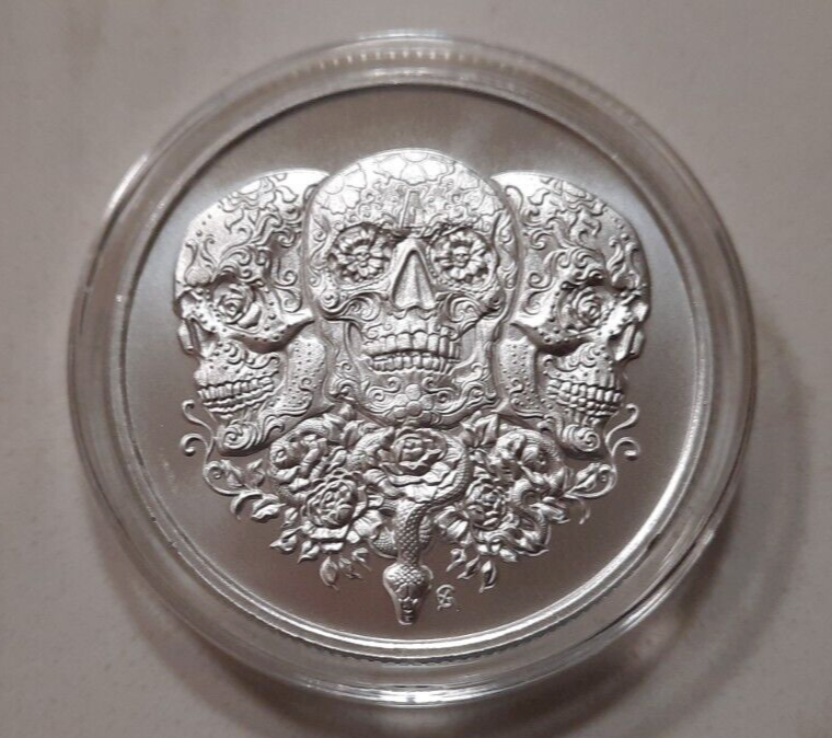 SUGAR SKULLS – 1OZ .999 FINE SILVER – 39MM - DAY OF THE DEAD