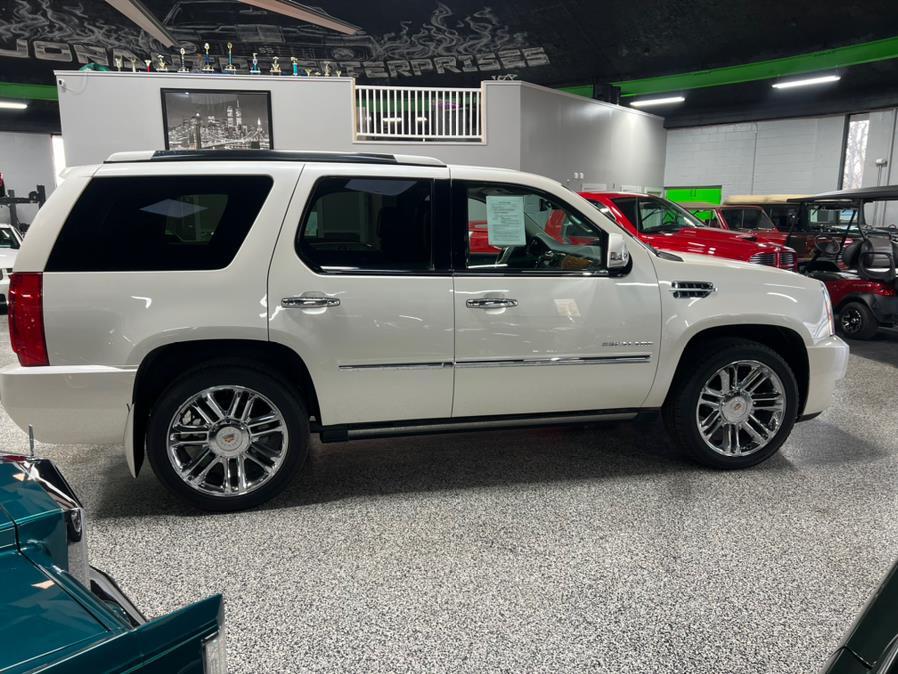 Owner 2014 Cadillac Escalade AWD 4dr Platinum