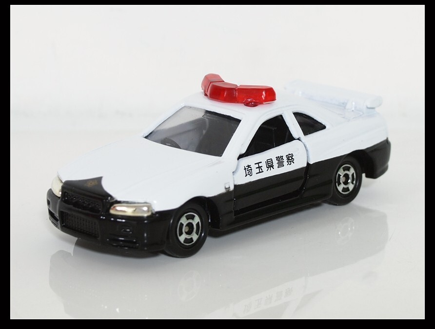 ミニカー Nissan skyline GTR-34 police car NISSAN SKYLINE GT-R R34 RHD 