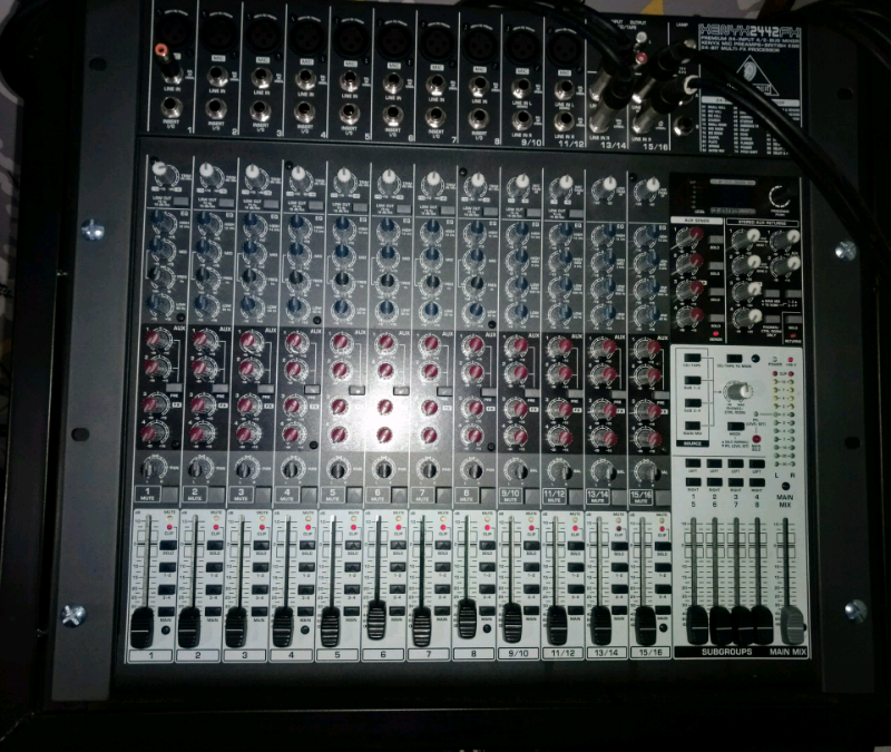 Behringer Xenyx 2442FX Mixer in Stirling Gumtree