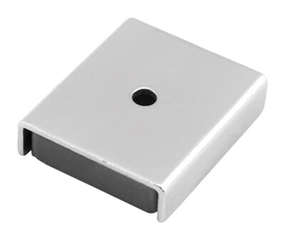 Master Magnetics 1 in.   Ceramic Latch Magnet 7 lb. pull 3.4 MGOe Silver 2 pc