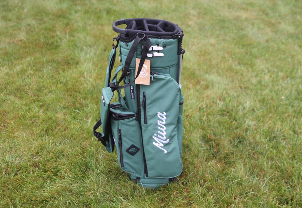 MIURA x JONES ゴルフバッグ Time for a new golf bag? Miura x Jones Trouper bags are 35