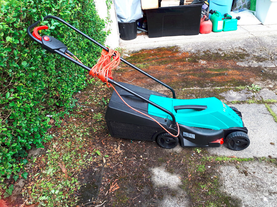 Bosch Rotak 320er Corded Rotary Lawnmower In Newton Mearns