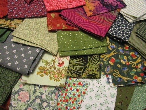 Lot of 40 Large Quilting Fabric Scraps for your Stash