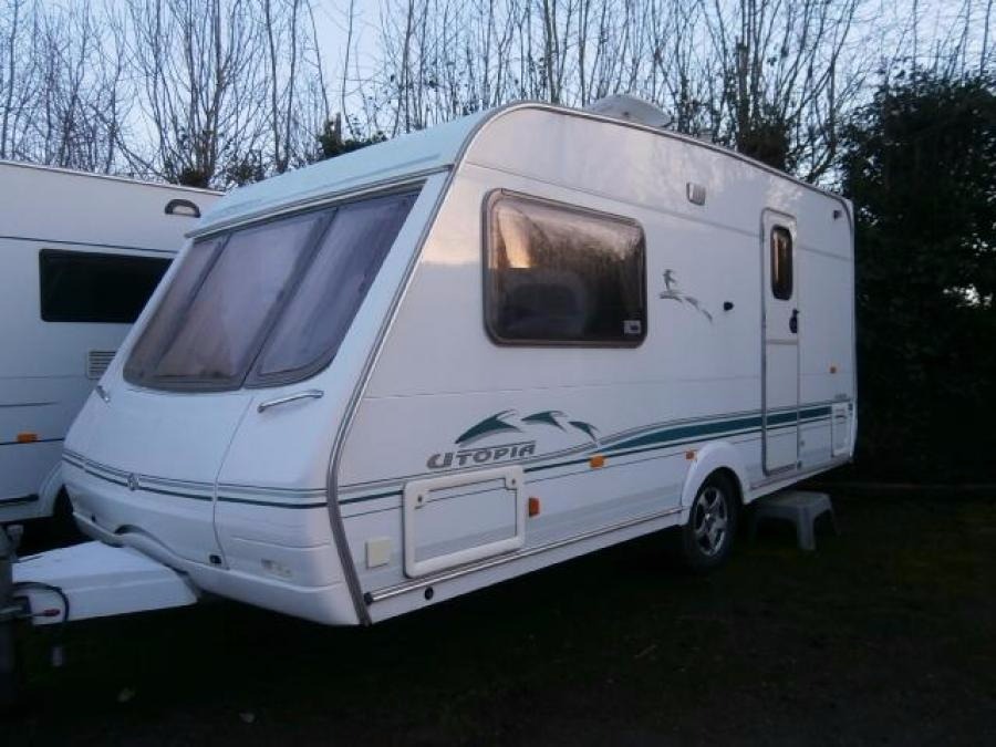 Swift Utopia 480 2 Berth, excellent condition. 2002 in Whitwick