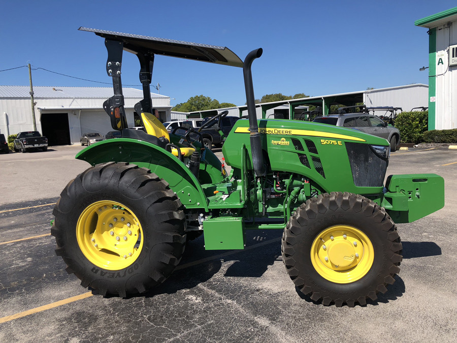 75 Horsepower Tractor John Deere 5075E