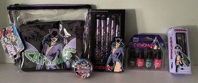 DC Comics Gotham Girls Catwoman makeup bag and lot