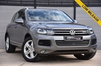 2013 Volkswagen Touareg 3.0h TSI V6 Hybrid SUV 5dr Petrol Hybrid Tiptronic 4WD E