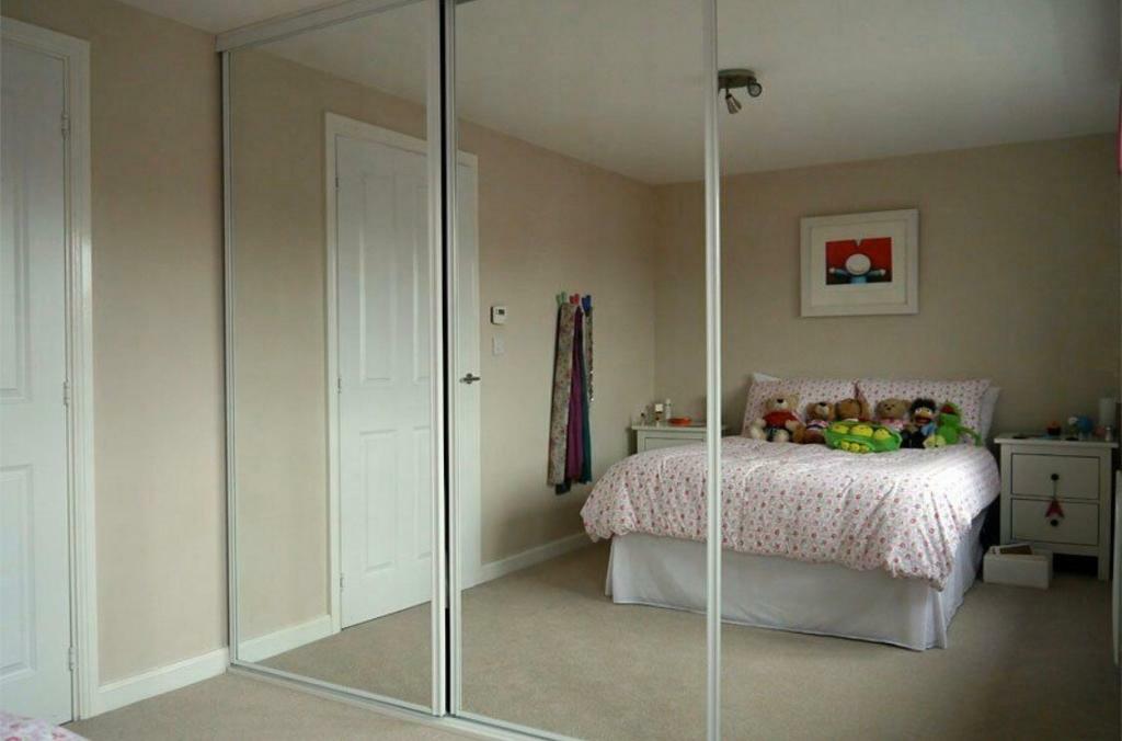 Sliding Glass Wardrobe Doors Free To Pick Up Complete With