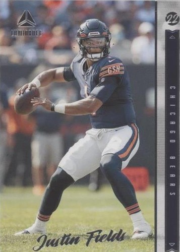 2022 Panini Luminance Justin Fields #16