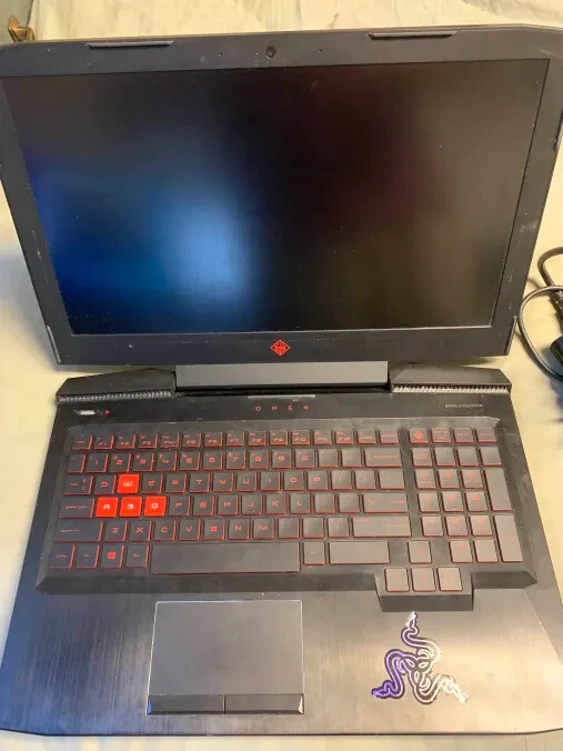 HP OMEN 15-CE019DX 15.6