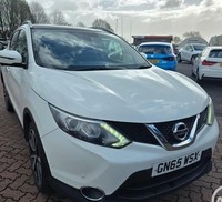 2015 Nissan Qashqai 1.6 DiG-T Tekna 5dr ++ PANROOF / NAV / CAMERA / LEATHER / UL