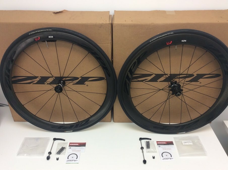 Zipp 303/ 404 Set of 2 Firecrest Carbon Road Wheels