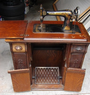Cabinet Sewing Machine For Sale In Nigeria View 48 Ads